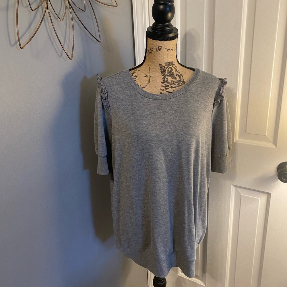TORRID size 0 comfy gray sweatshirt with eyelet ruffles